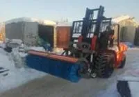 Щетка для погрузчиков подметальная 1600 с механическим поворотом
